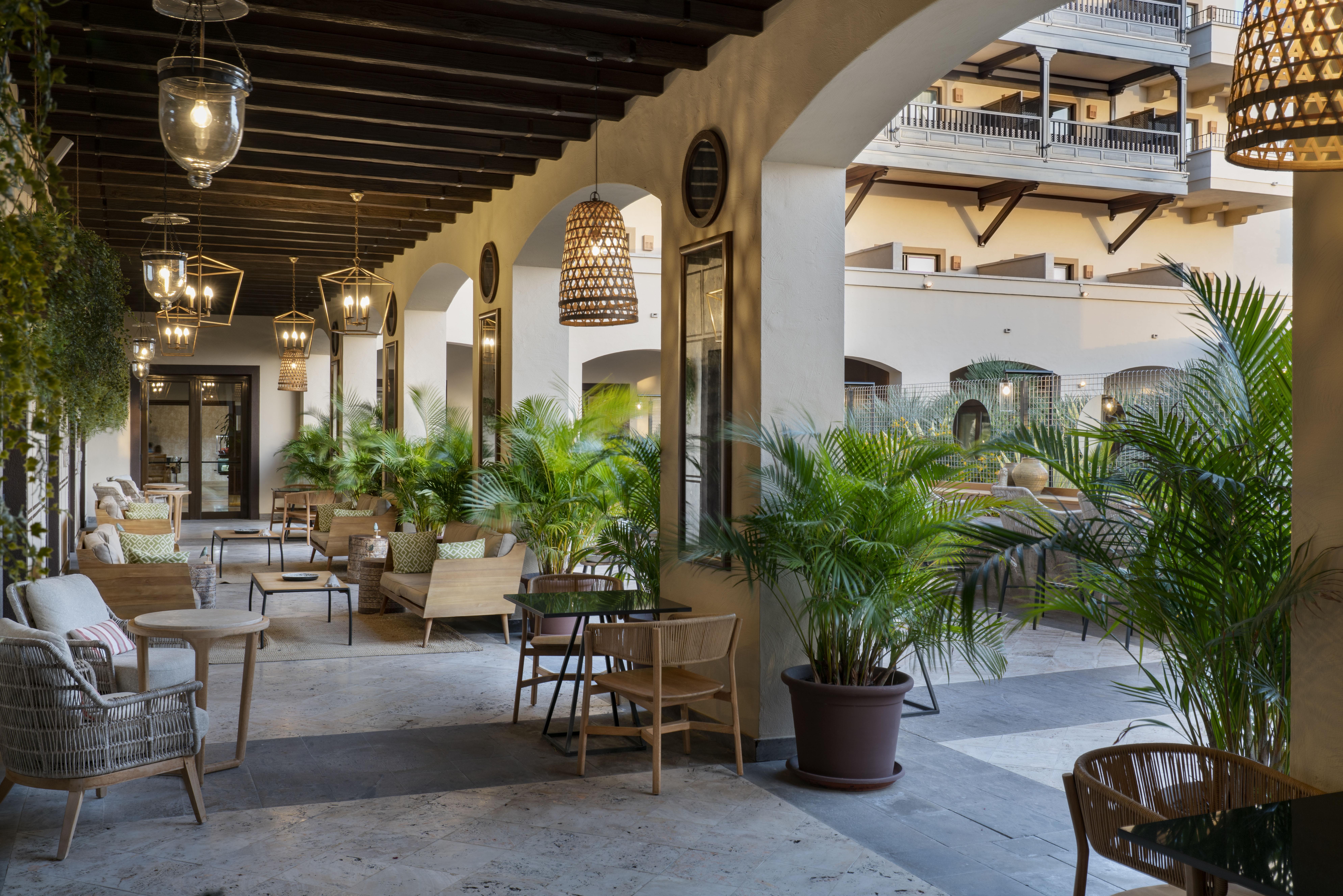 Vincci Seleccion La Plantacion Del Sur Otel Costa Adeje Dış mekan fotoğraf The hotel's interior courtyard